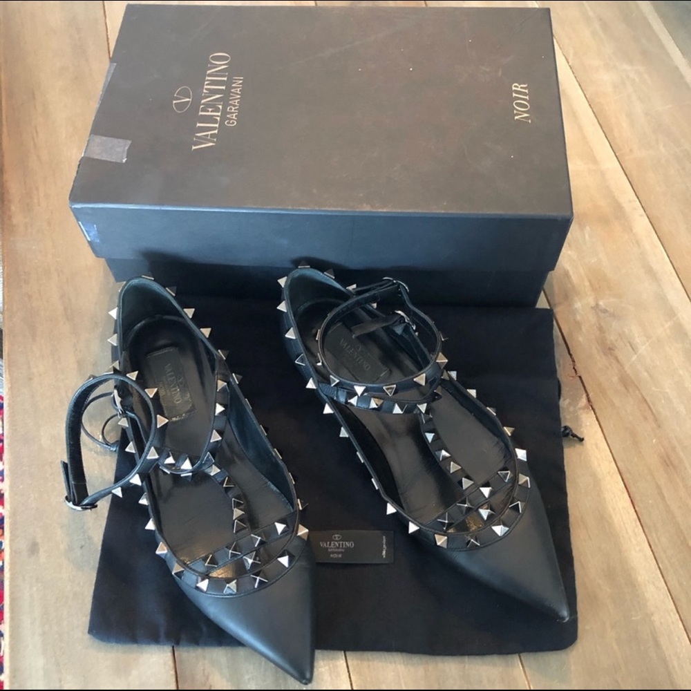 🖤 VALENTINO FLATS 🖤